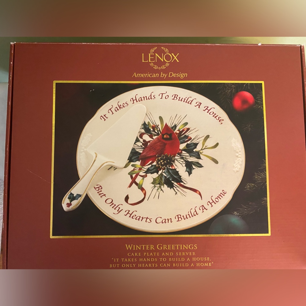 Lenox Red Cardinal Winter Greetings Cake Plate with Server - Picture 2 of 11